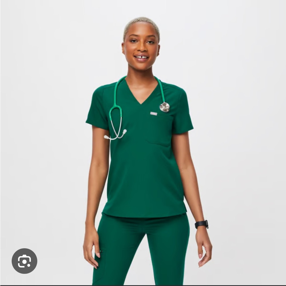 Figs Hunter Green Scrub Top